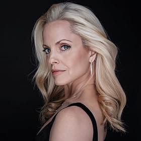 Mena Suvari