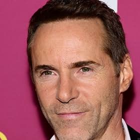 Alessandro Nivola